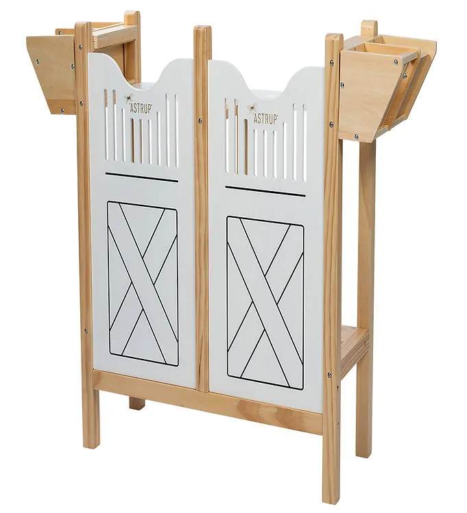 By Astrup Hesteboks til 4 Kæpheste