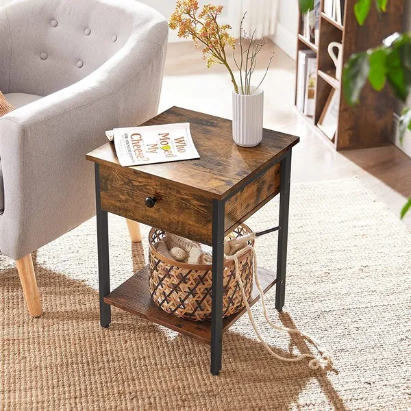 Daily-Living Sidebord i Industrielt Design