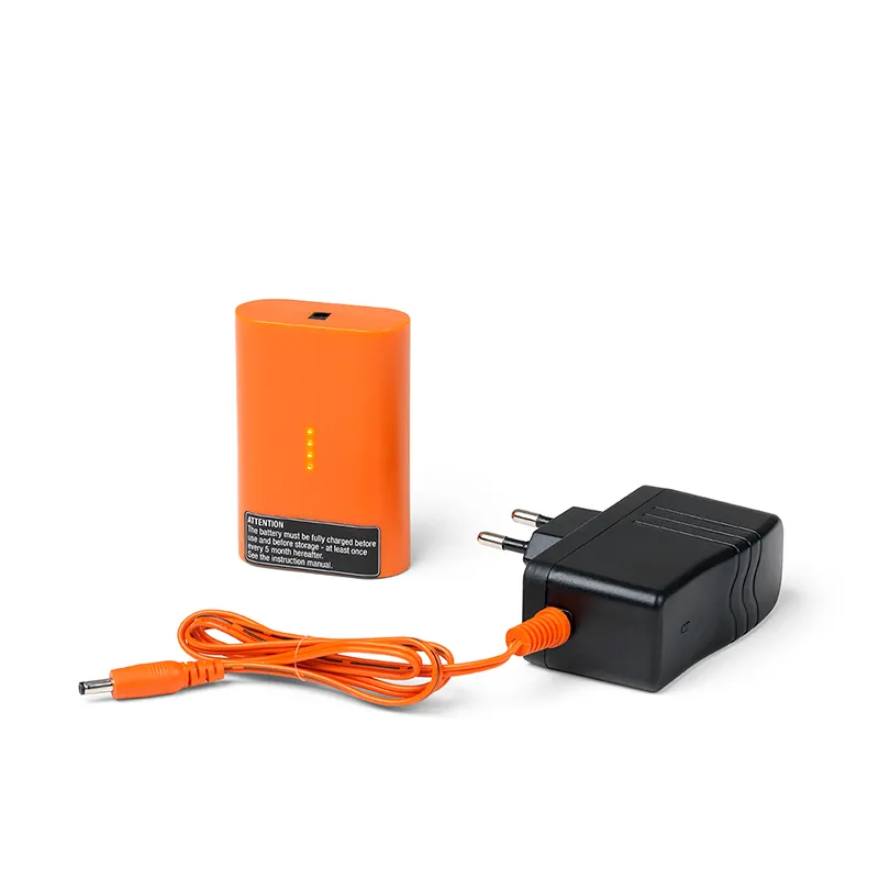 Nordic Heat lader og batteri 2600mAh